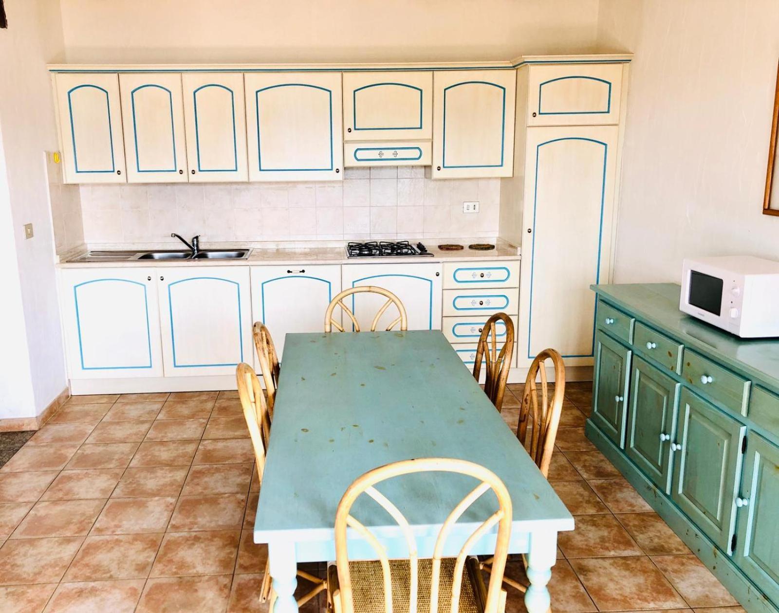 マリネッラ Le Corti Di Marinellaアパートホテル 部屋 写真